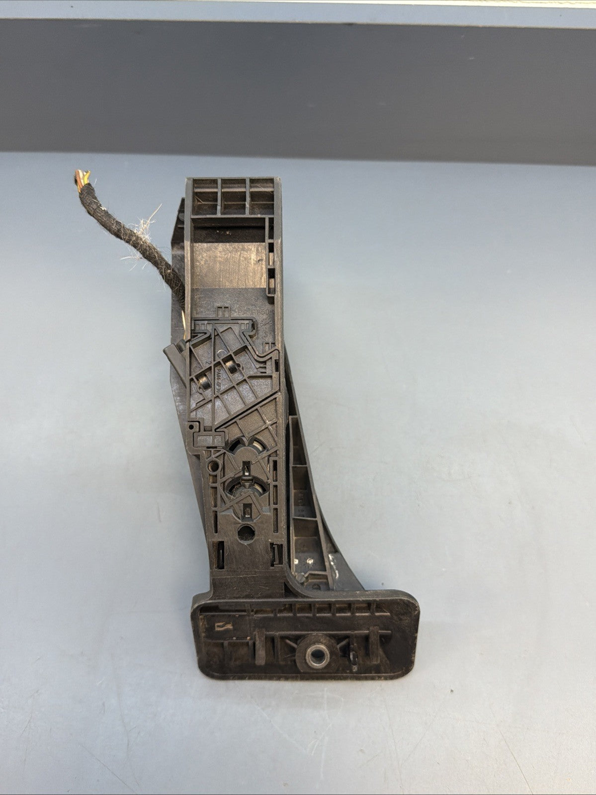 BMW E90 E92 E60 E63 E64 E84 E89 Gas Pedal Accelerator Module Unit 6789999