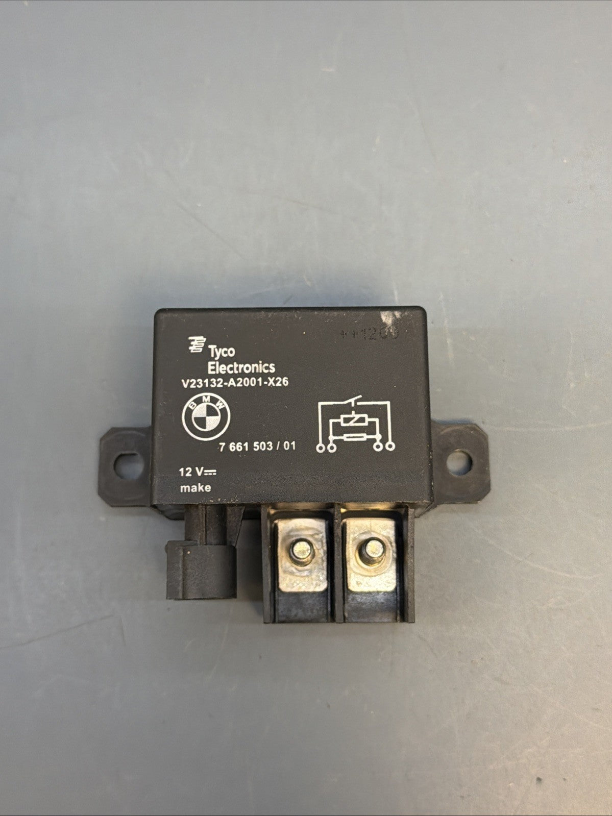 2011-2016 BMW F10 535i Engine Cooling Fan Relay Computer Module 7661503 OEM