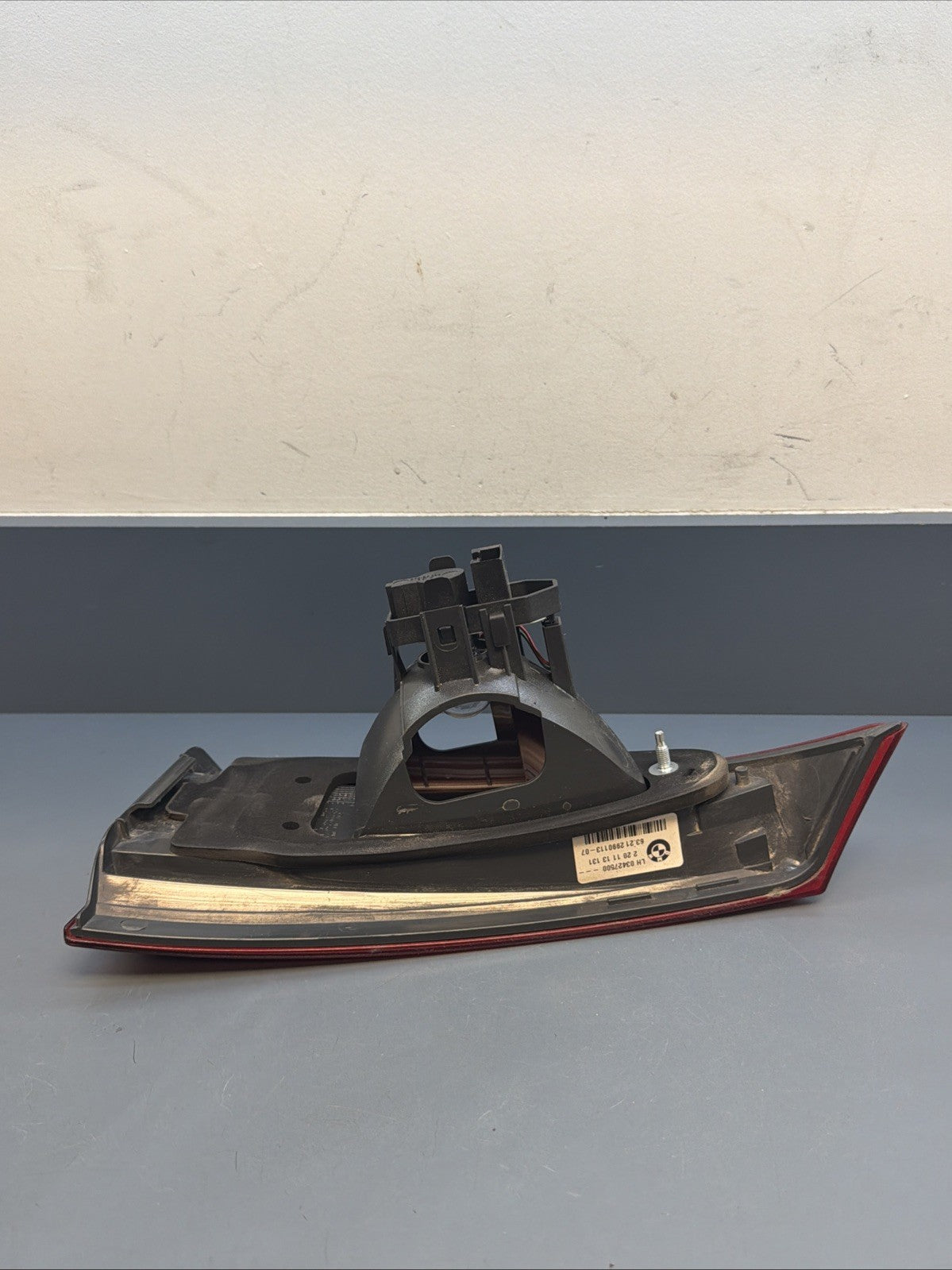 2012-2015 BMW X1 E84 LEFT SIDE DRIVER INNER TAIL LIGHT OEM 2990113