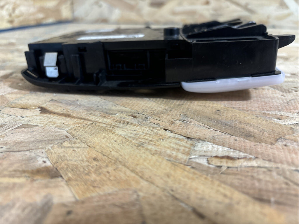 2012 2013 2014 2016 BMW 228i 328i Sunroof Switch Dome Map Reading Light