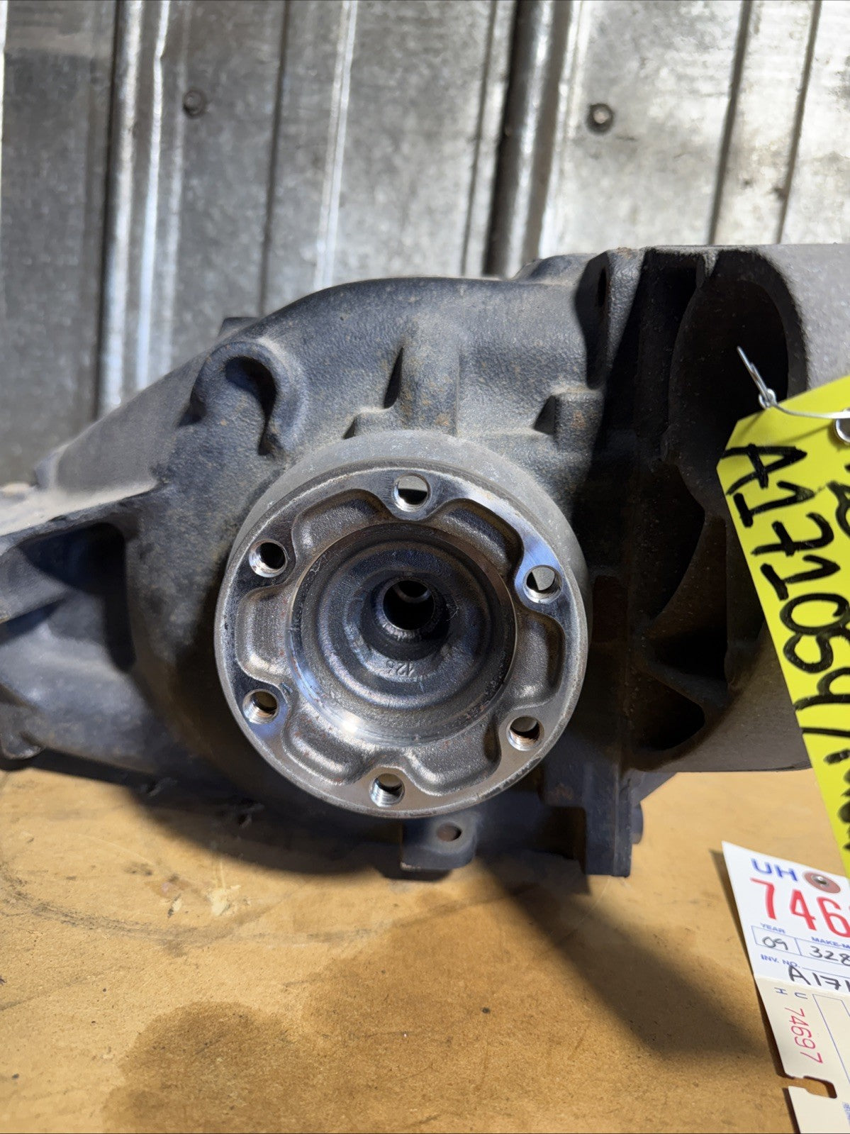 BMW REAR DIFFERENTIAL E90 328 MANUAL SERIES 3.23 FINAL DRIVE 7566183