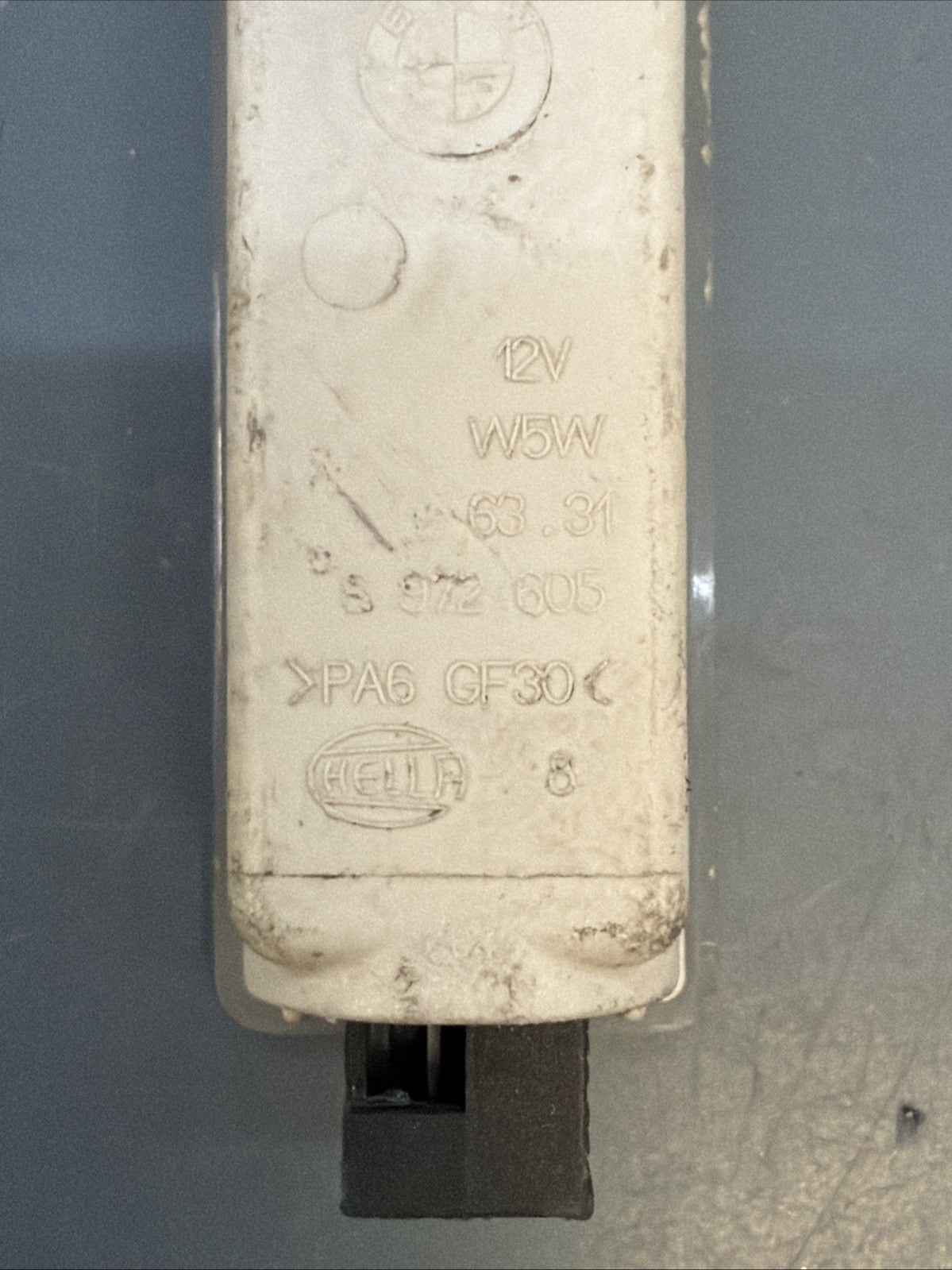 2007–2013 BMW X5 E70 REAR TRUNK COURTESY AMBIENT LIGHT LAMP OEM 6972605
