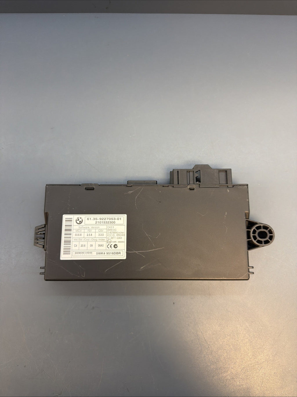 2007-2010 BMW 650i E63 Engine Computer Control Module DME CAS with key  7600923