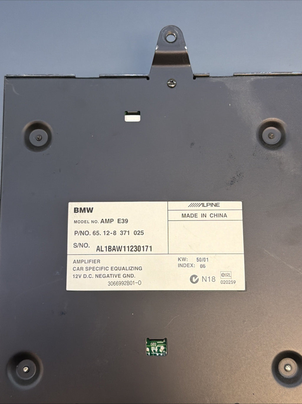 1997-2003 BMW 5 SERIES ALPINE AUDIO AMPLIFIER CONTROL MODULE 8371025