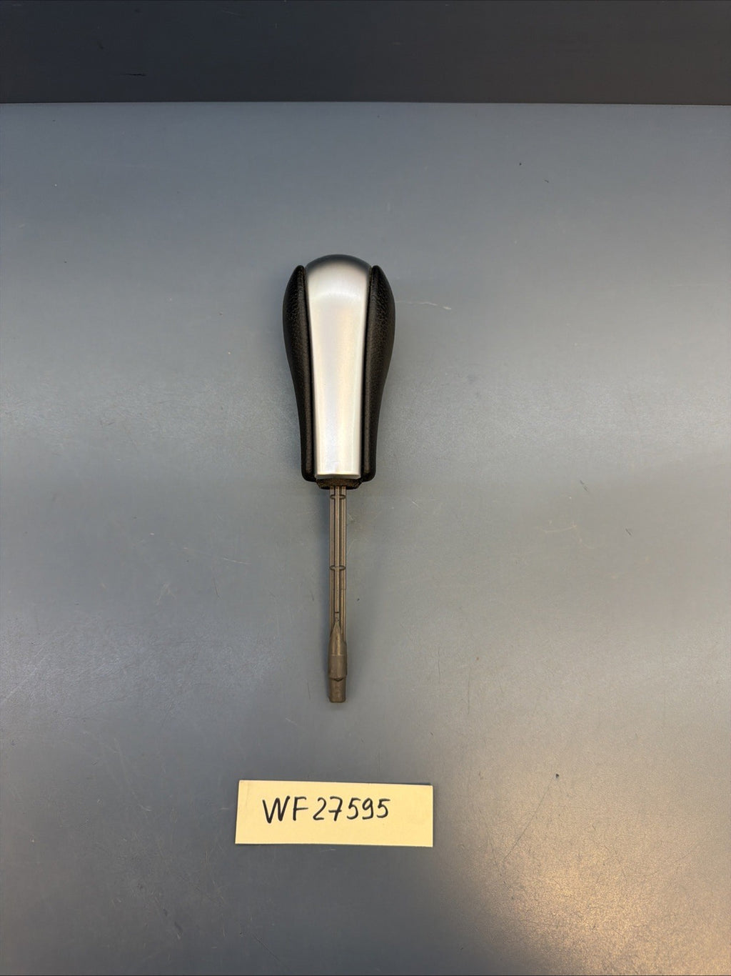 04-10 BMW X3 E83 Gear Shift Shifter Knob Auto Trans OEM 7537992