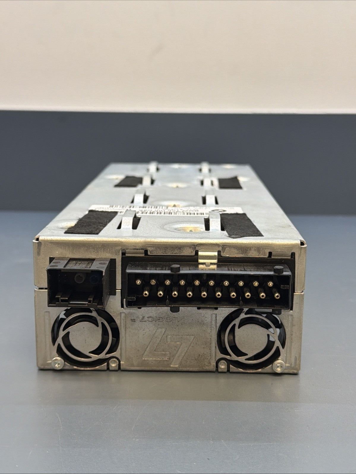 BMW 2006-2013 E90 HARMEN BECKER TOP HiFi RADIO AUDIO AMPLIFIER OEM 9218086