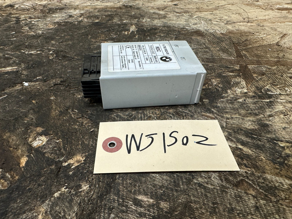 BMW 2003-2010 F83 X3 TIRE PRESSURE CONTROL MODULE TPMS OEM 6782802
