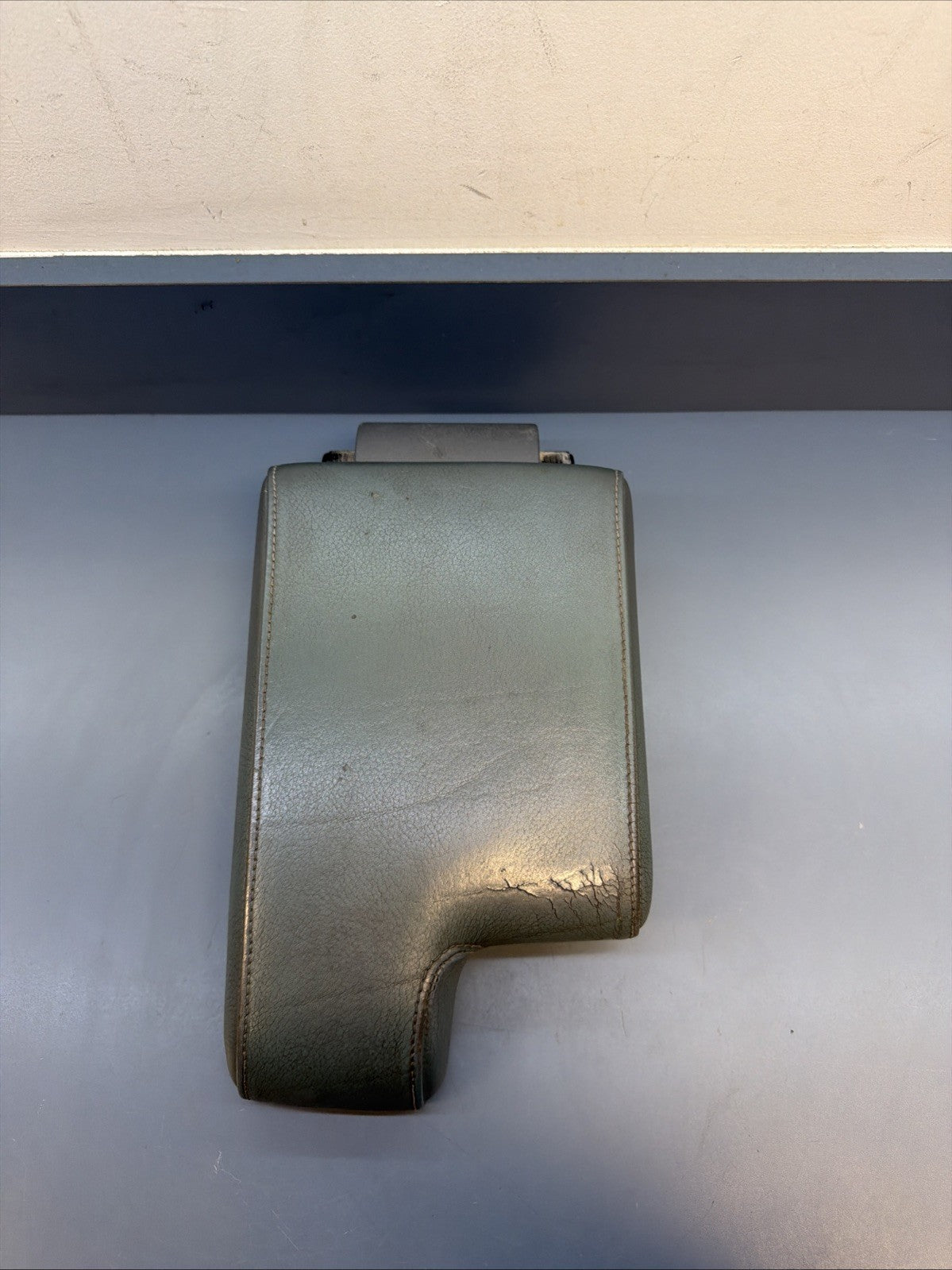BMW E36 328I M3 323I 325I Front Center Console Armrest Leather OEM 51168204472