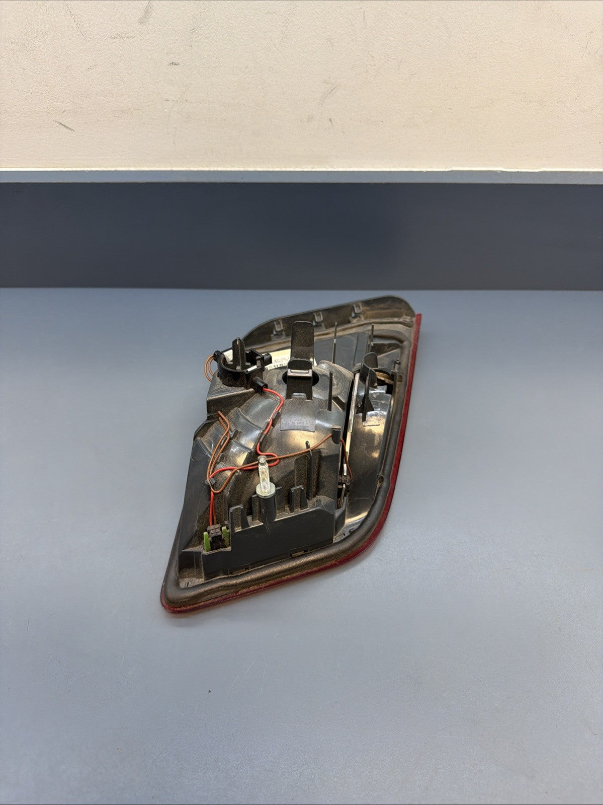 2011-13 BMW F10 528 535 550 REAR RIGHT TAILLIGHT GENUINE 7203226 OEM