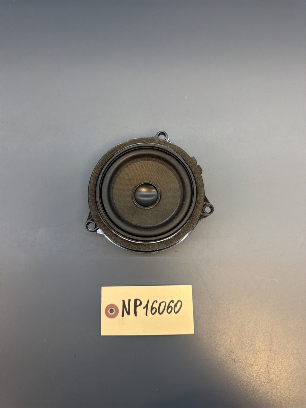 12 - 20 BMW F36 F30 F32 FRONT OR REAR LEFT OR RIGHT DOOR SPEAKER OEM 9264944