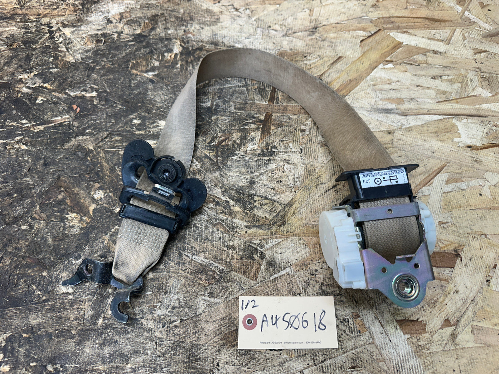 BMW 2005-2012 E90 BEIGE FRONT RIGHT PASSANGER SEAT BELT OEM