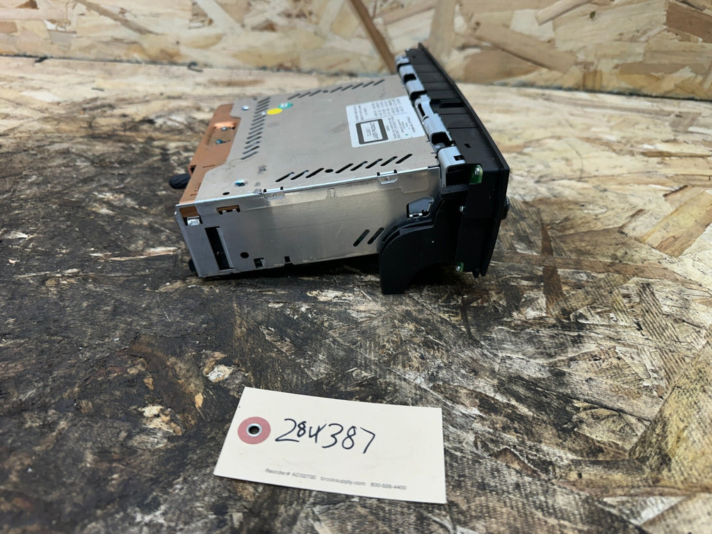 BMW 2006-2012 E90 E9X 3 SERIES CD RADIO SAT PLAYER OEM 9178861
