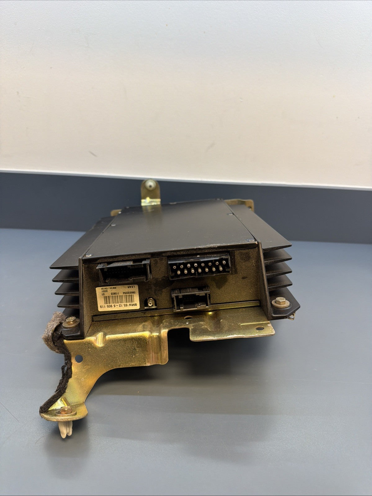 BMW DSP RADIO STEREO AMPLIFIER AMP E38 740 E39 540 M5 E53 X5 LEAR 6905119