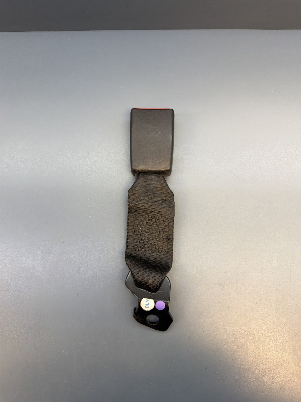 2004-2007 BMW 530I REAR Center SEAT BELT Buckle 9133665 OEM