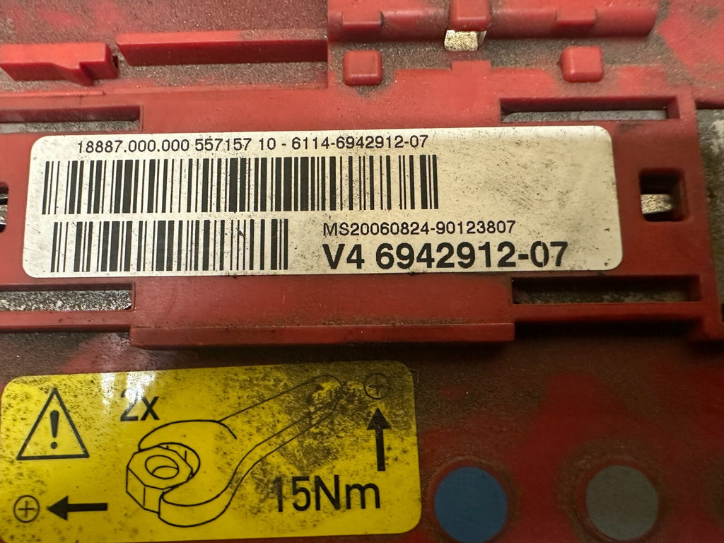BMW 2005-2012 E90 POSITIVE POWER DISTRIBUTION BOX OEM 6942912