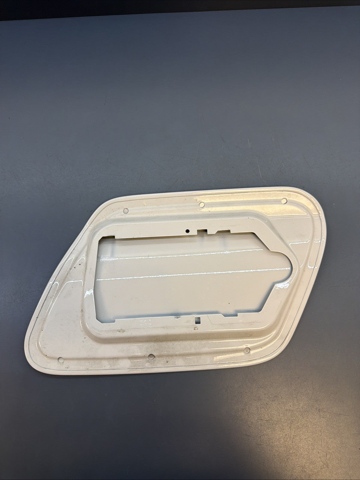 2018-2023 BMW F39 X2 Gas Fuel Tank Filler Door Cap Lid Cover White 300 7286001