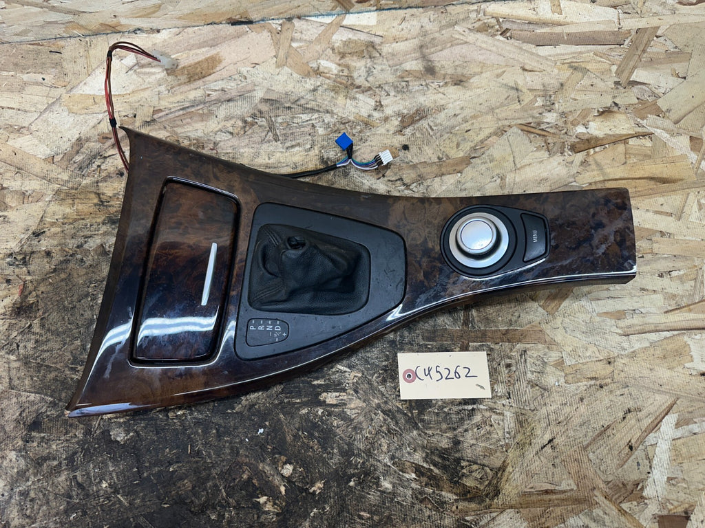 BMW 2007-2011 E9X 3 SERIES CENTER CONSOLE TRIM+iDrive CONTROLLER OEM 7137484