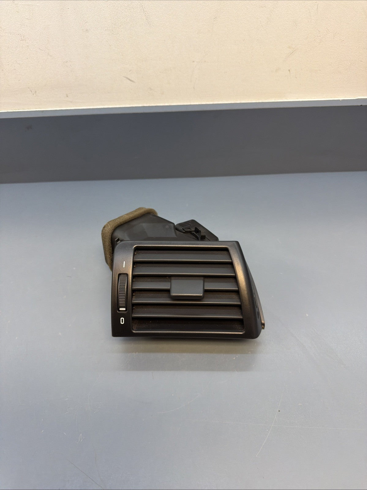 01-06 BMW E46 325 328 330 M3 RIGHT PASSENGER DASH AC AIR VENT GRILL OEM 8361898