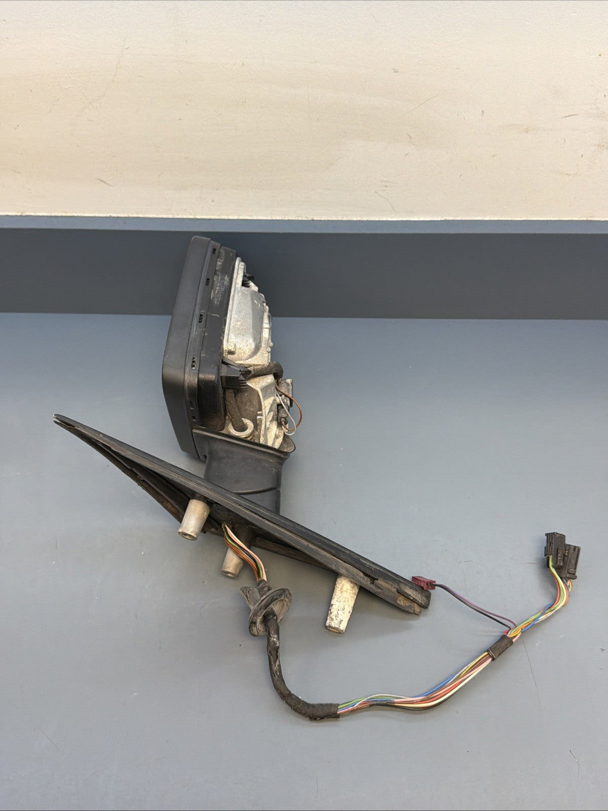 2006-2010 BMW 528I 535I 525I E60 LEFT DRIVER SIDE BLACK POWER DOOR MIRROR OEM