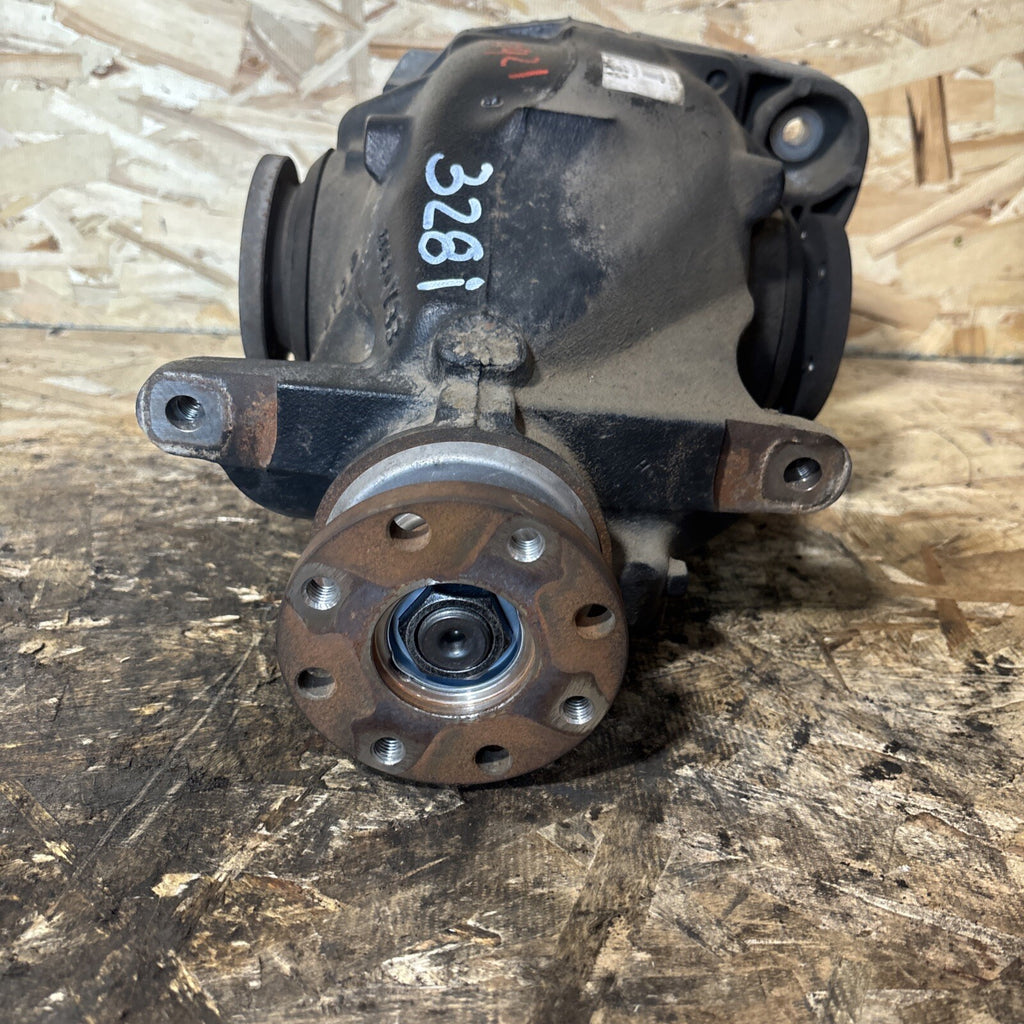BMW E90 328 REAR DIFFERENTIAL 3 SERIES 3.73 FINAL DRIVE 7566179