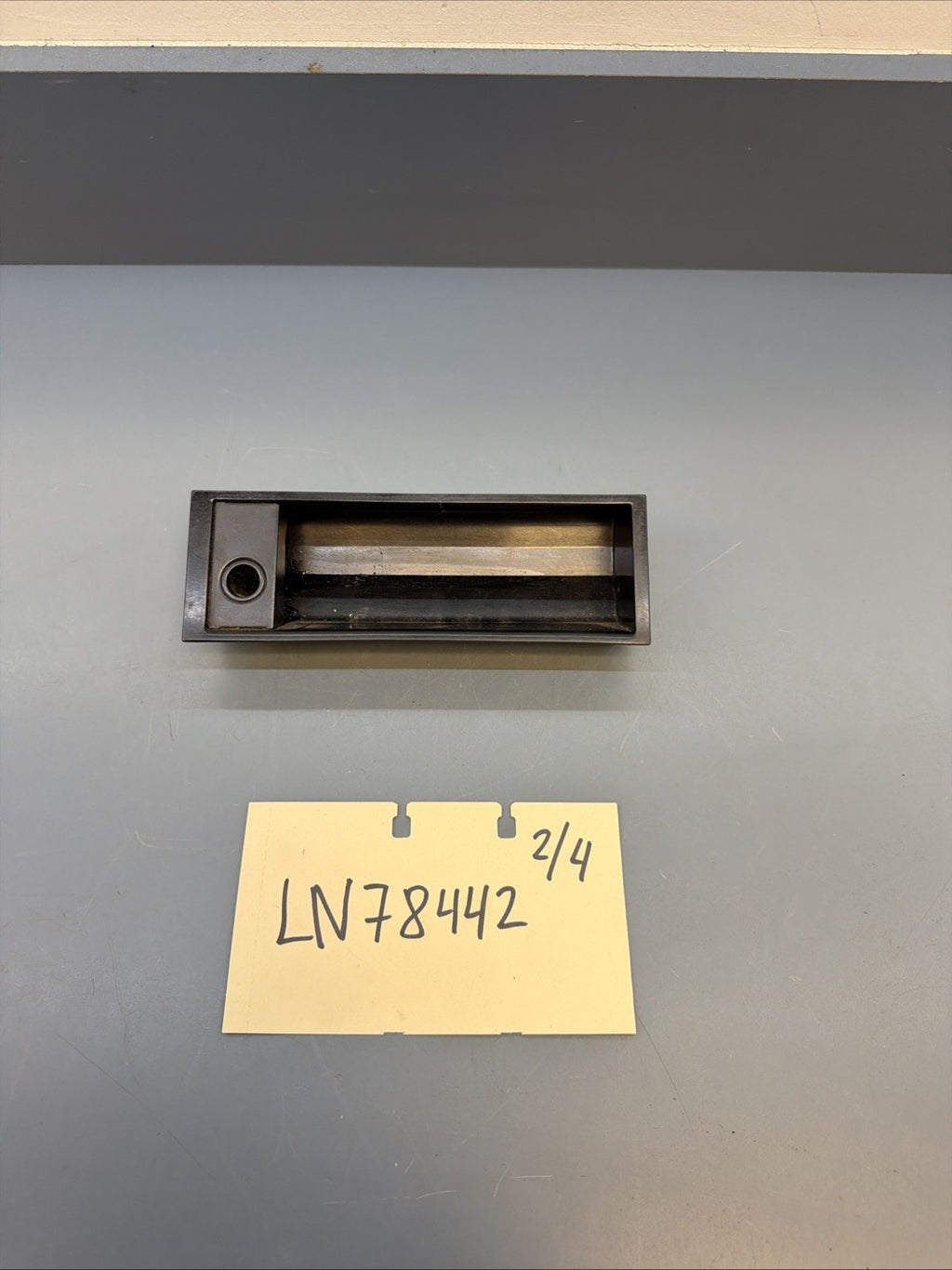 2000-2006 BMW E53 X5 Center Console Ashtray Insert OEM 5116 8402967