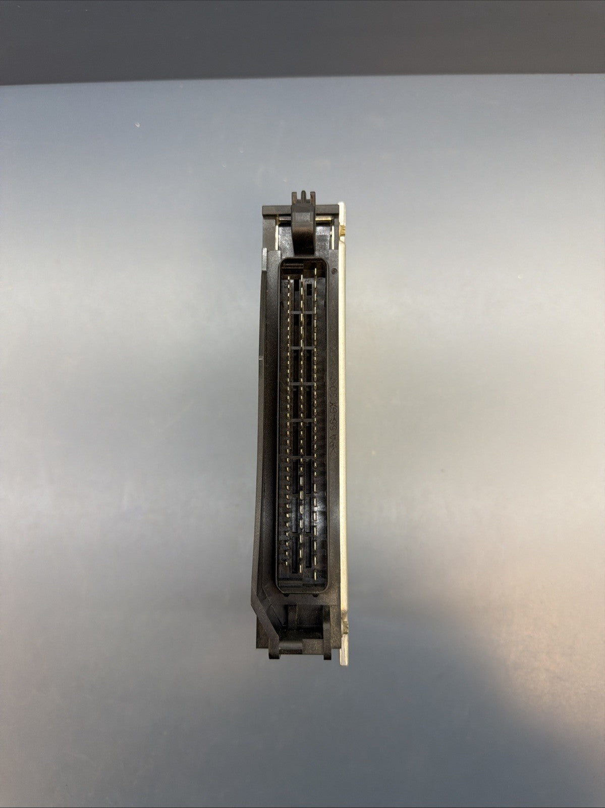 1996-2000 BMW 528I E39 ENGINE CONTROL MODULE ECU ECM 1437804 OEM