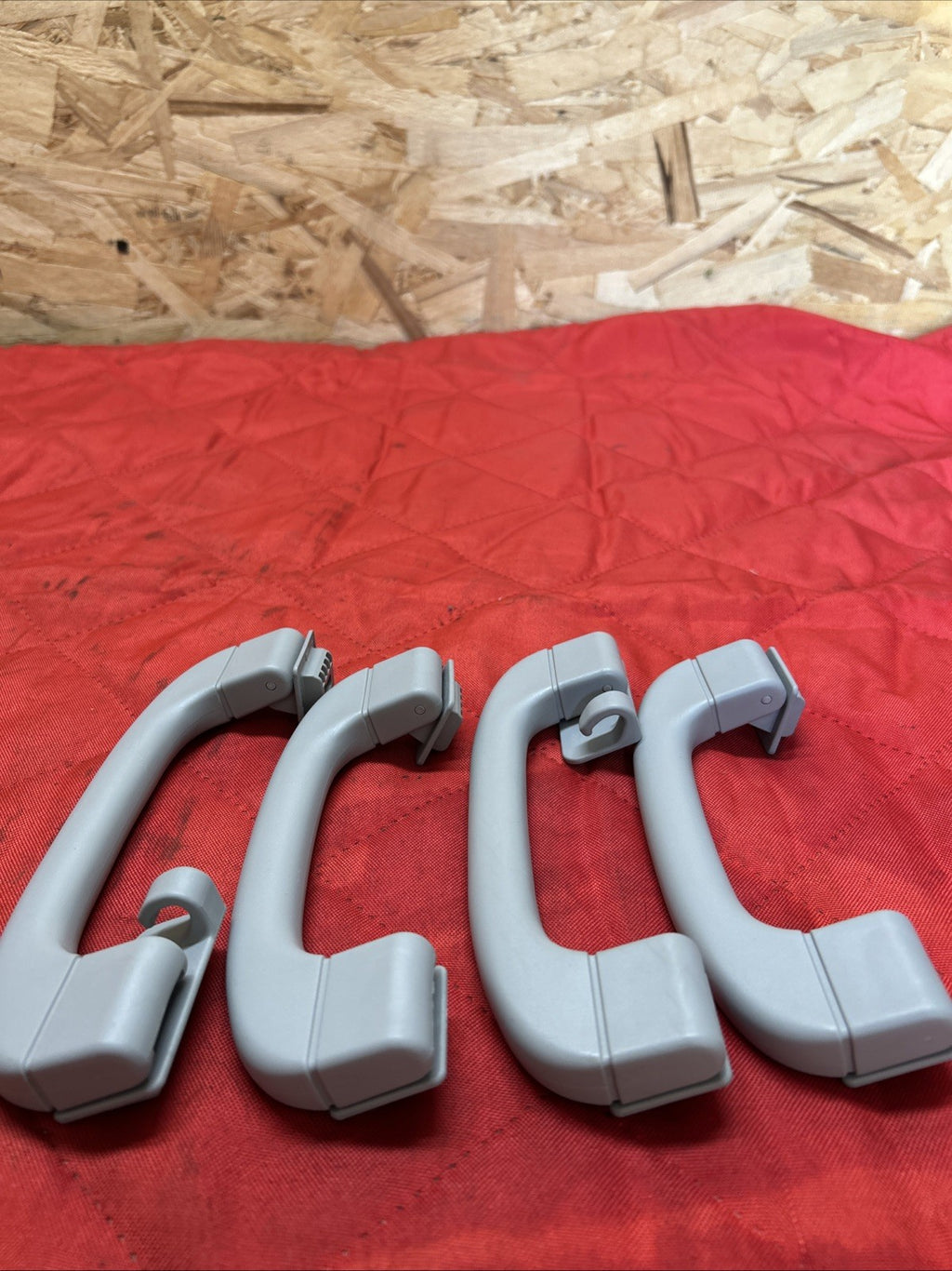 06-11 BMW E90 328I 335I INTERIOR ROOF GRAB HANDLE 7033659 OEM SET OF 4 GREY