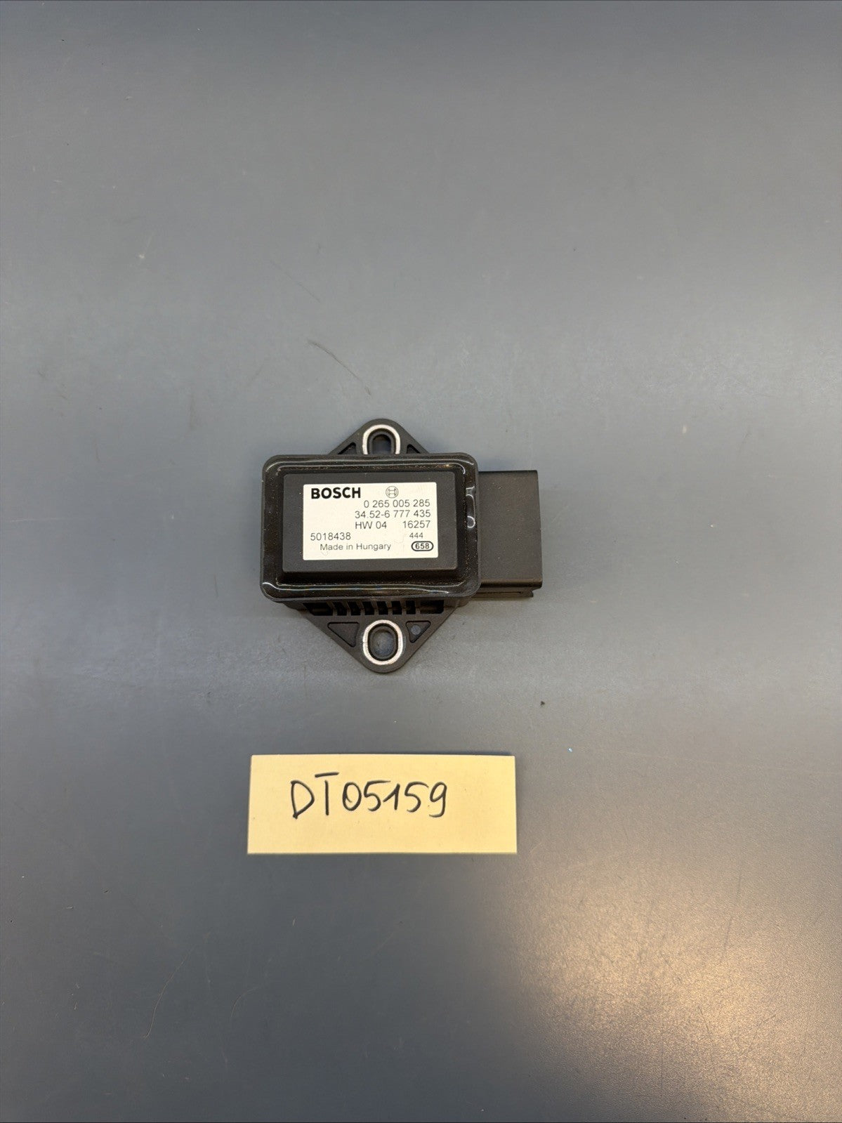 BMW E60 E61 E65 E66 E53 X5 E83 X3 - DSC Speed Rotation YAW Sensor 6777435