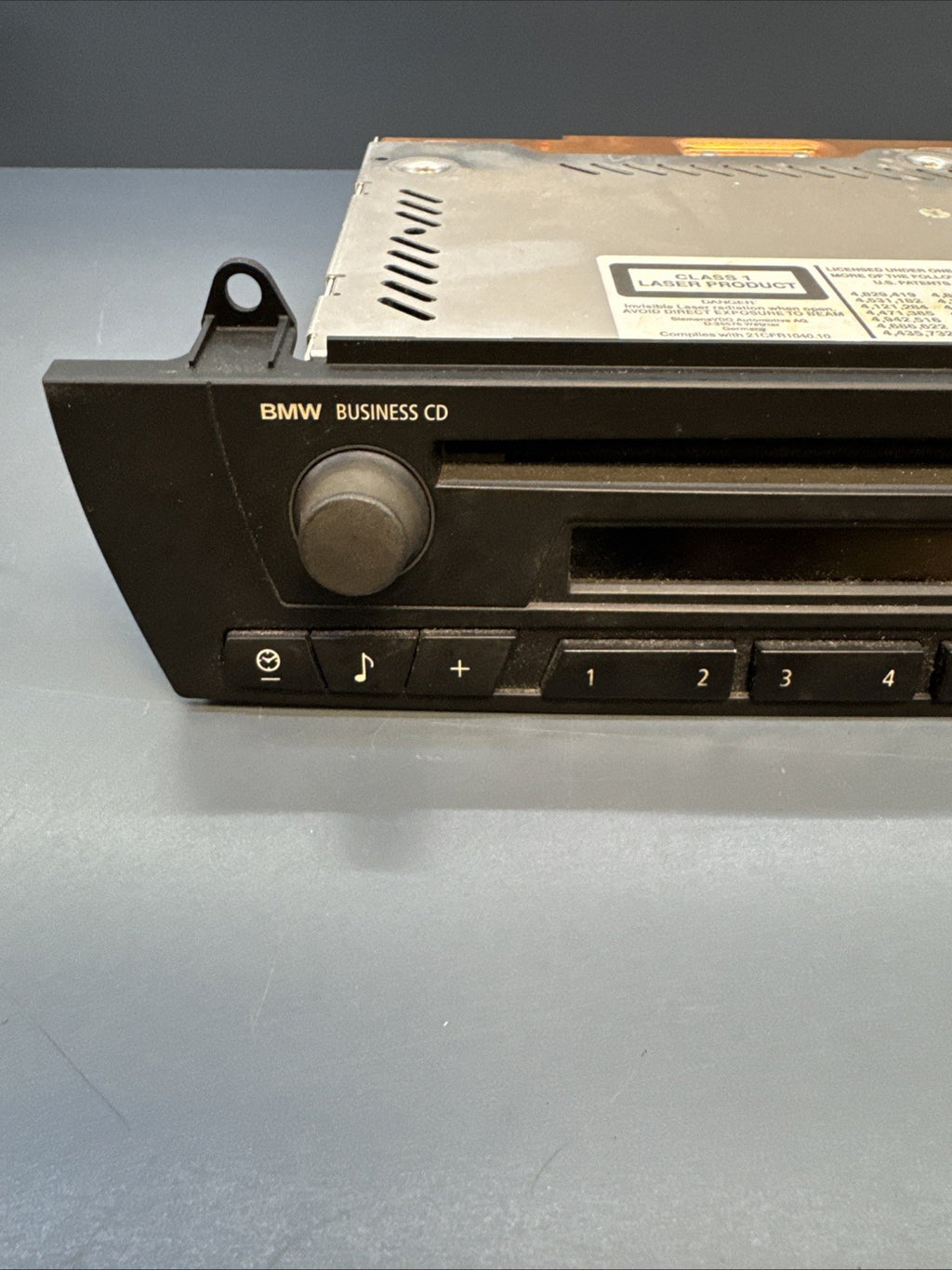 2006 - 2007 BMW X3 E83 RADIO CD PLAYER HEAD DASH AM FM UNIT 6512 9173686-02 OEM