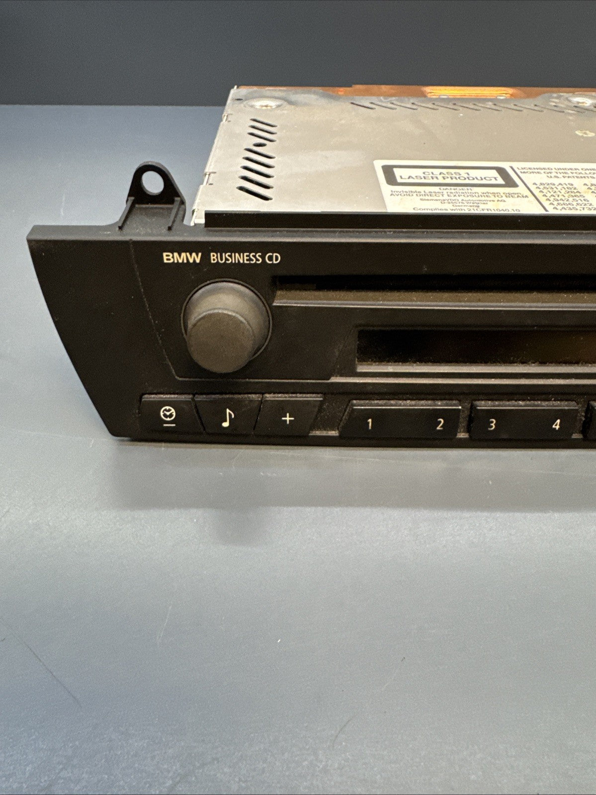 2006 - 2007 BMW X3 E83 RADIO CD PLAYER HEAD DASH AM FM UNIT 6512 9173686-02 OEM