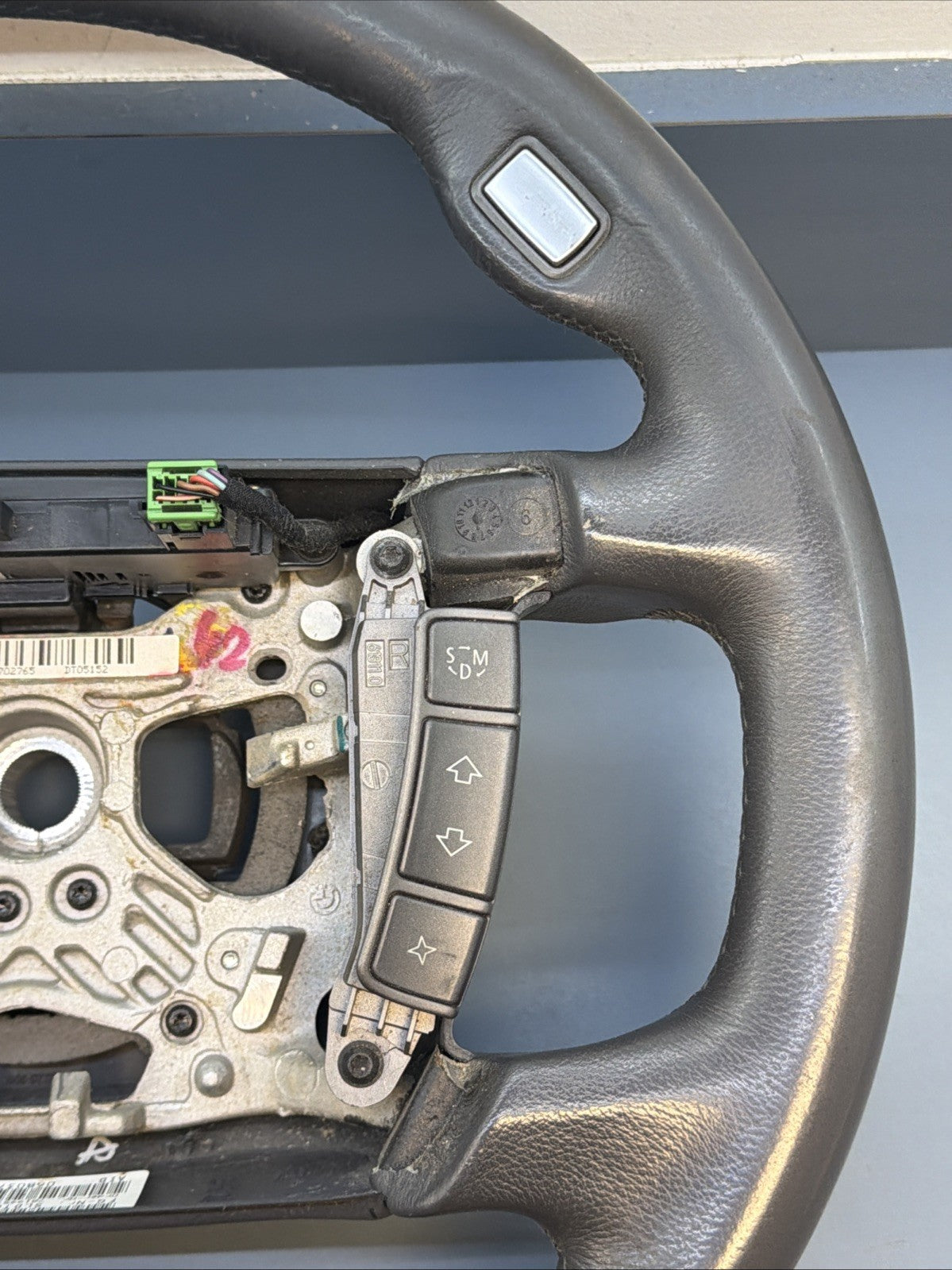 BMW E65 E66 750I 750Li 760I 760Li Genuine Steering Wheel w Controls OEM 6958039