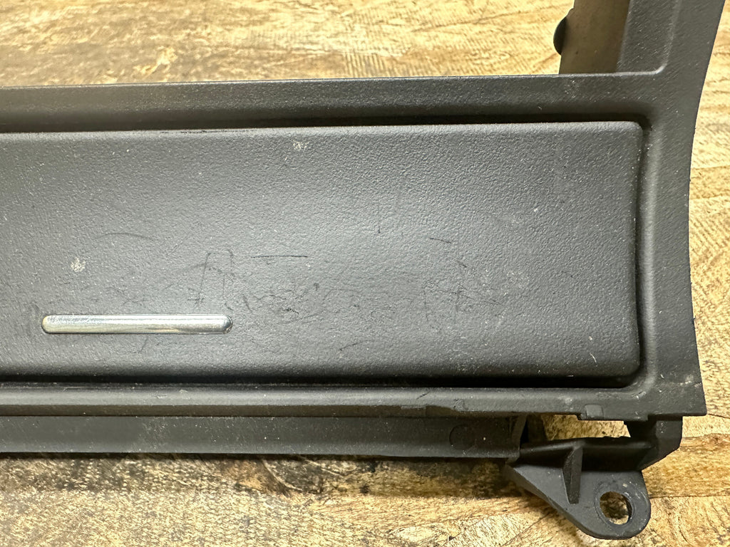 BMW 99-06 E46 3 SERIES BLACK CENTER STOREAGE TRIM+TRAY OEM 8268887+8268888
