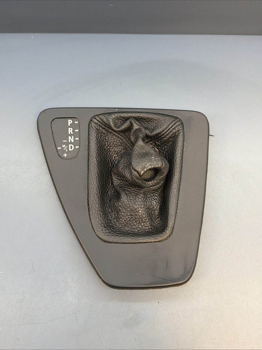 2007-2013 BMW E90 E92 E93 328i Automatic Gear Shifter Trim Bezel 7155643 Oem