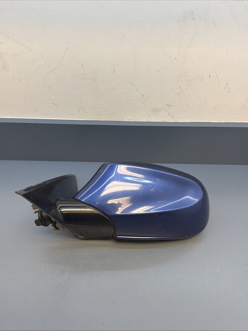 2011 - 2013 BMW E82 E88 FRONT LEFT DRIVER SIDE VIEW MIRROR BLUE OEM 7208145