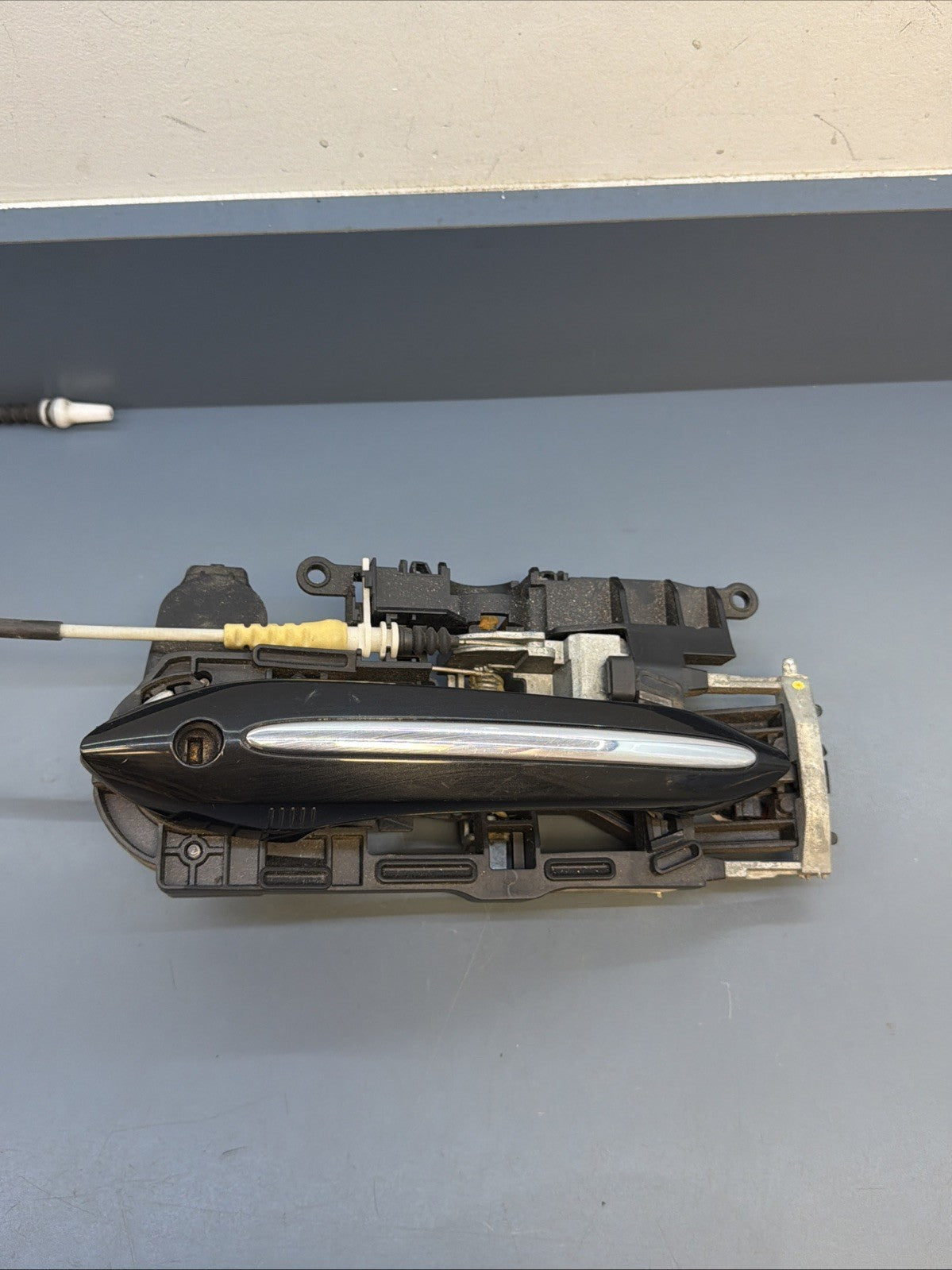 11-16 BMW 535I 550I FRONT LEFT DRIVER SIDE EXTERIOR DOOR HANDLE X1720745108 OEM