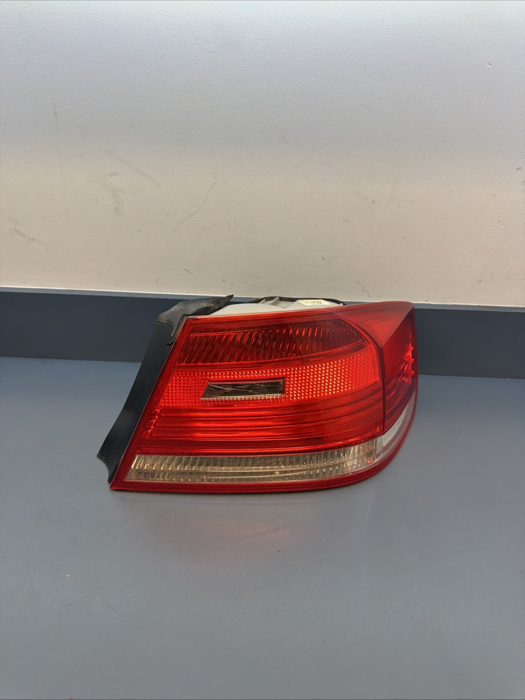 07-10 BMW E92 Coupe Right Side Outer Tail Light Taillight Lamp Pre-LCI 7174404