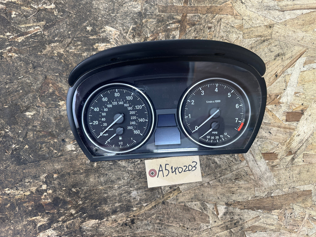 BMW 2006-2013 E90 3 SERIES SPEEDOMETER INSTRUMENT GAUGE CLUSTER BLACK 9187066
