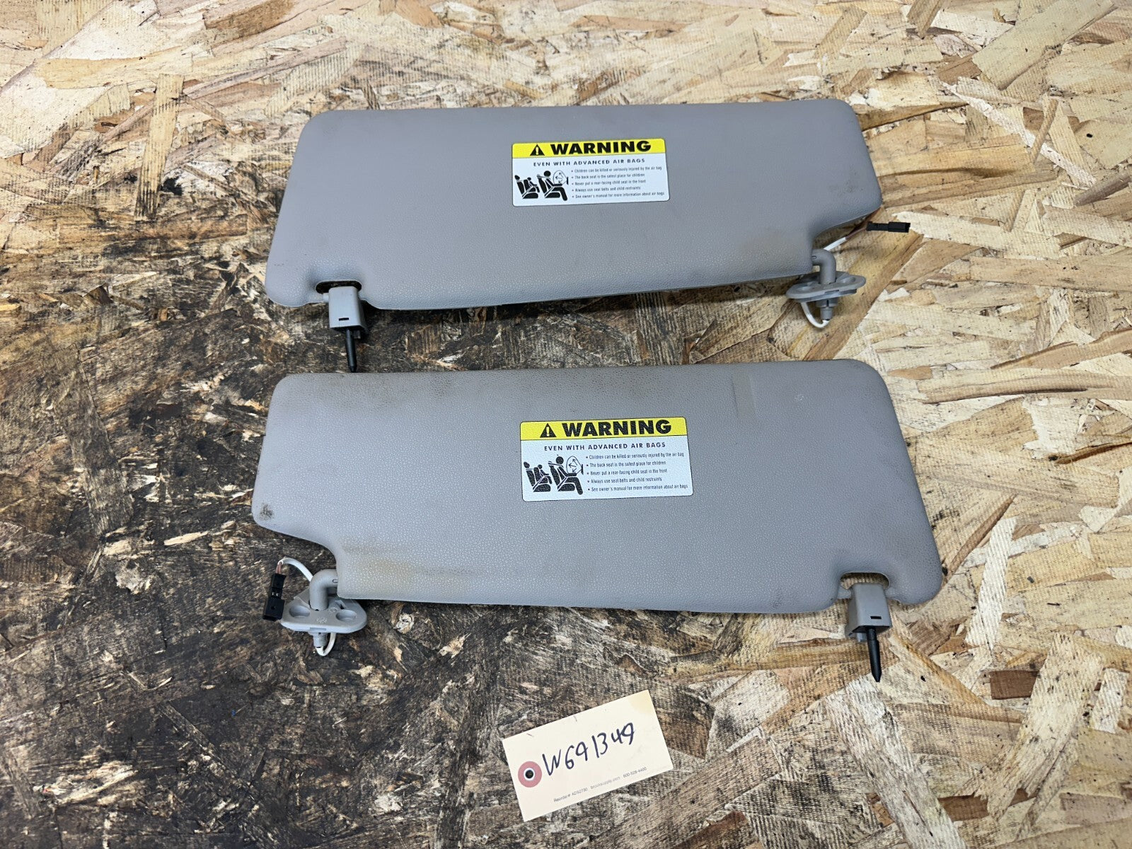 BMW 2003-2010 E83 X3 GRAY SUN VISOR SET 2PC OEM 7015723+7015724