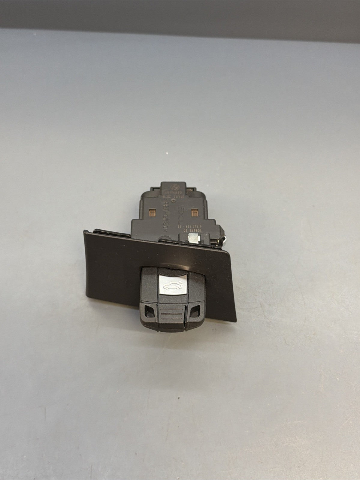 BMW E90 E93 328i ECU N52 3.0 Engine Computer Ignition Module Key MSV80 7624048