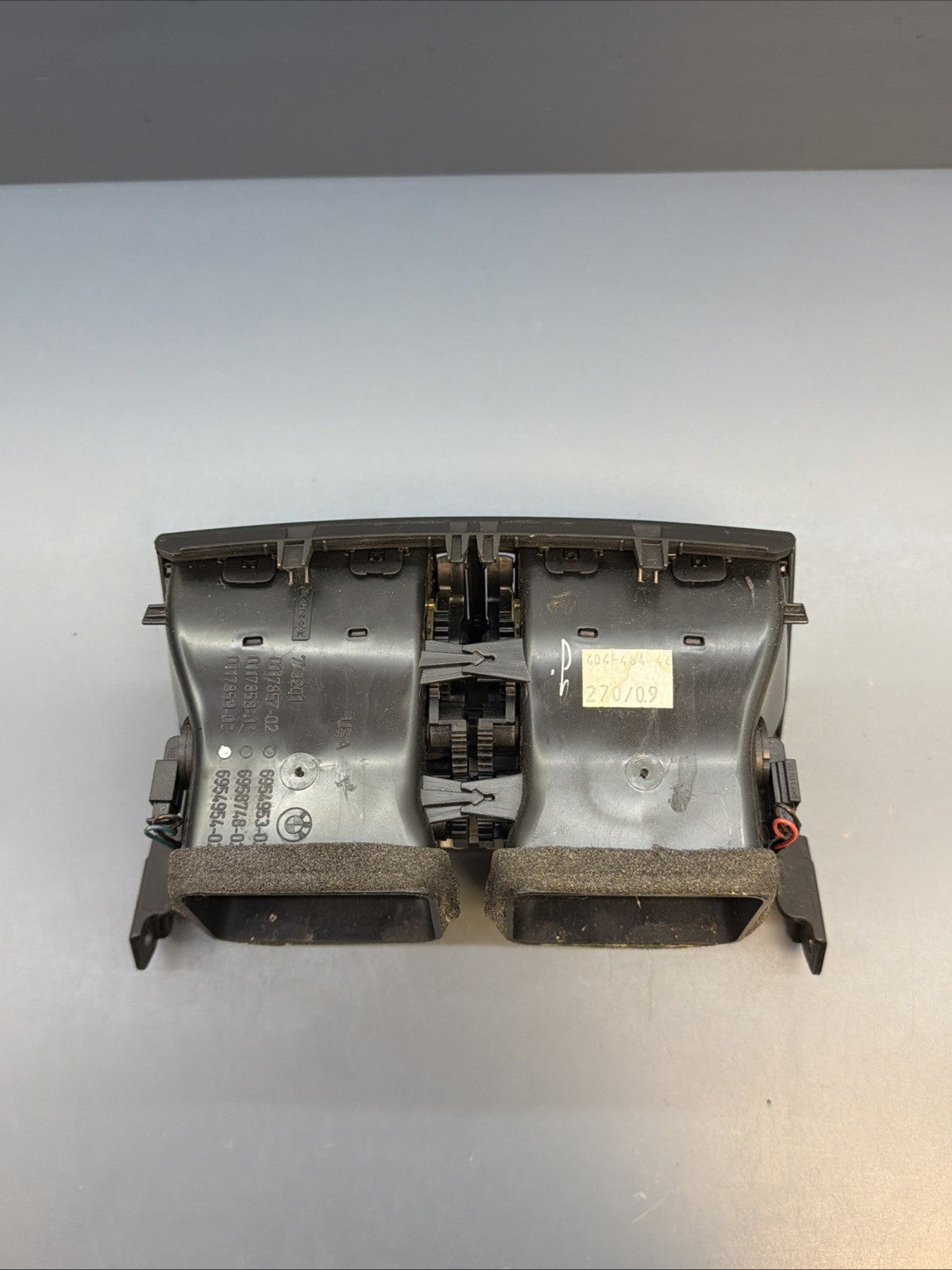 2007-2013 BMW X5 E70 FRONT CENTER DASH AIR VENT DUCT 6954953 OEM