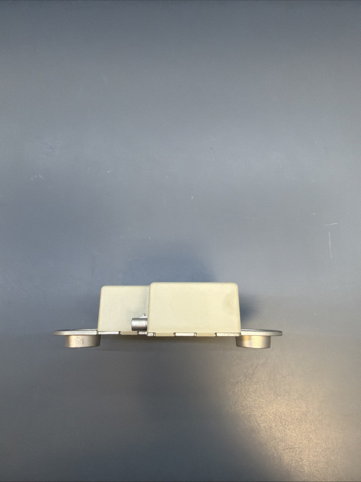 06-11 BMW E88 E90 328I 128I M3 3-Series OEM Antenna Co4ntrol Module 6935024