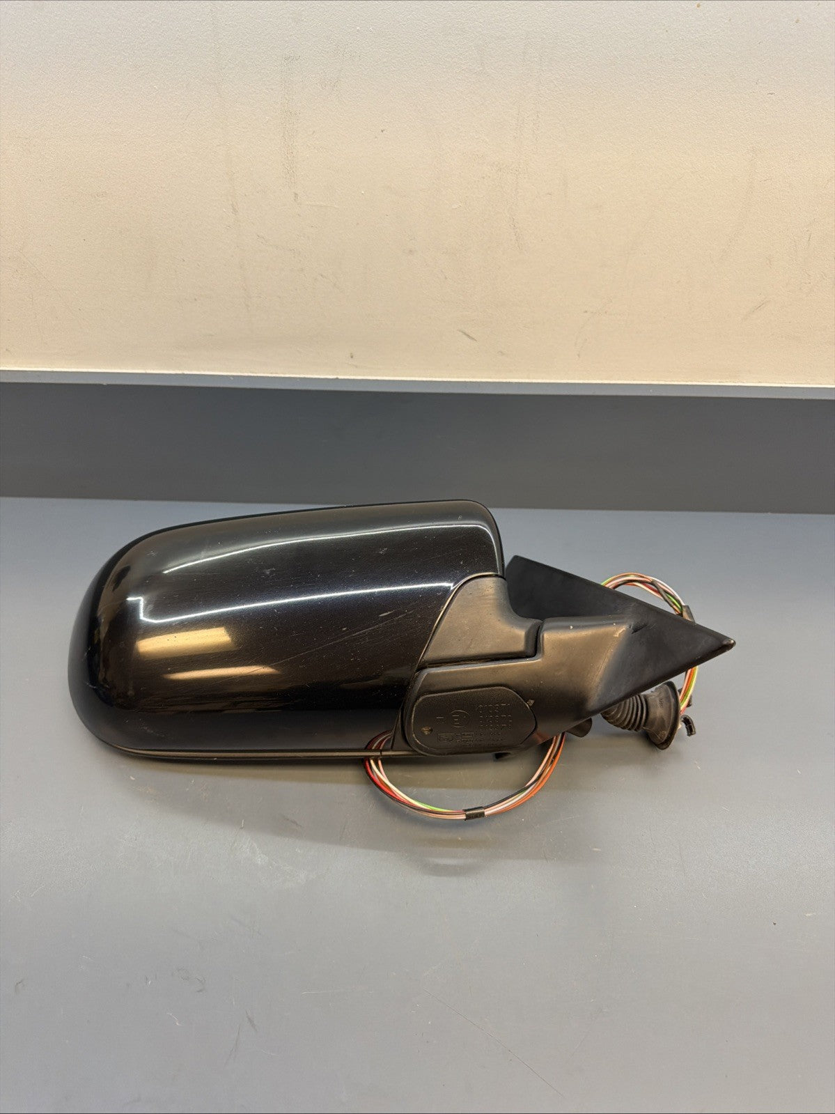 BMW 1995-2001 E38 7 SERIES GREEN PASSANGER SIDE MIRROR OEM 010371 BLACK