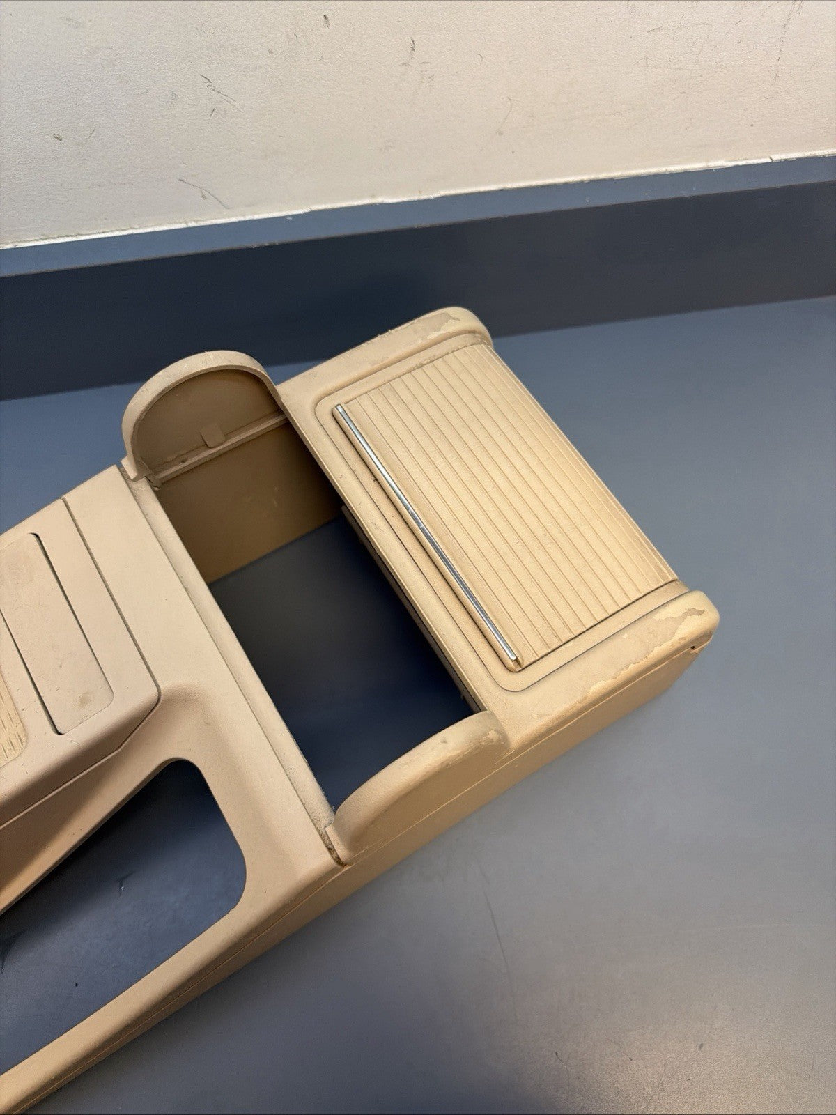 98-06 BMW E46 3 Series Front Center Console Storage Trim Panel Beige 8213680