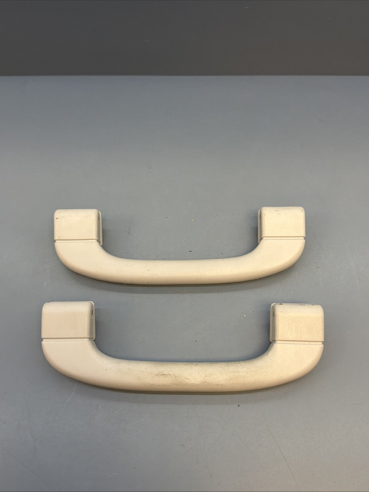 97-03 OEM BMW E39 530i 540i Front Interior Roof Top Grab Handle SET OF 2 GRAY
