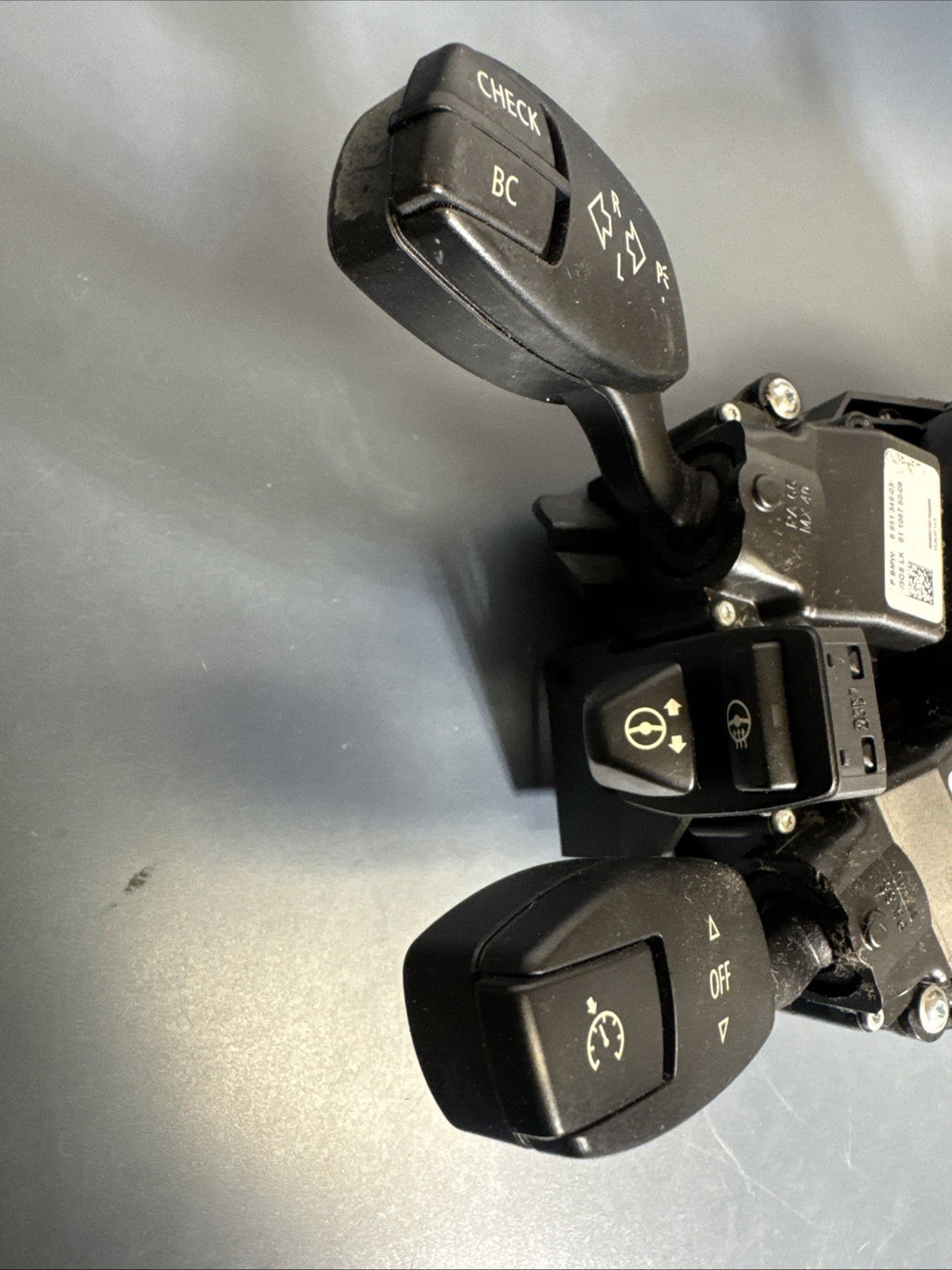 BMW 04-10 5 SERIES STEERING COLUMN HUB+CLOCK SPRING+STOCK SWITCHES OEM 6968195