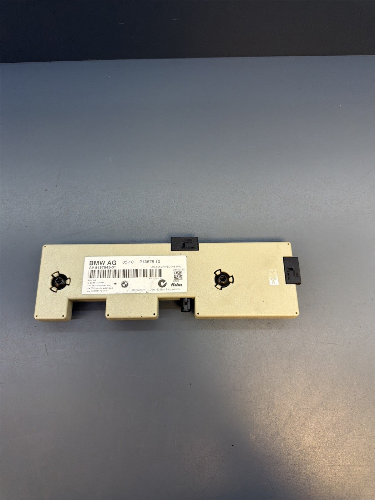 2008 - 2013 BMW E92 E90 E93 M3 Radio Antenna Amplifier Module 9187643-01 OEM