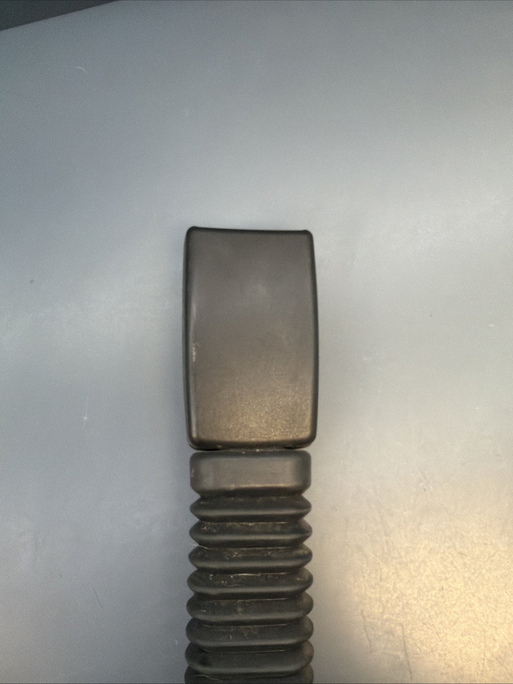 02-08 BMW E65 E66 745I 745LI 750I 750LI FRONT RIGHT SEAT BELT BUCKLE 561273402