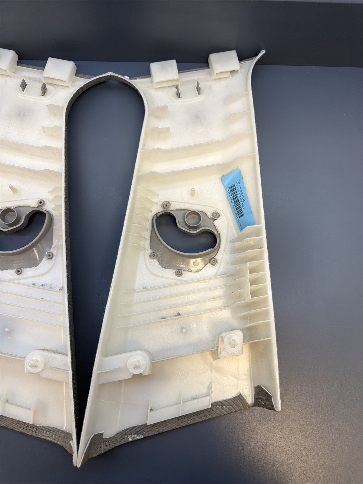 BMW 11-17 F25 X3 LEFT AND RIGHT B PILLAR GRAY TRIM PANEL SET OEM 9169305 9169306