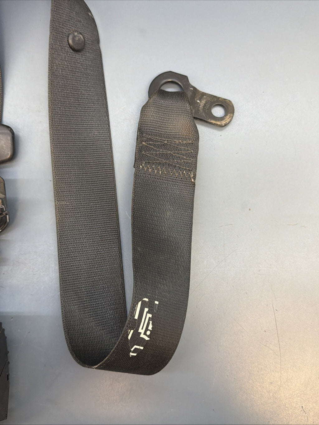 OEM LEFT FRONT SEAT BELT RETRACTOR FOR 2000 2001 2002-2006 BMW E53 X5 00043594