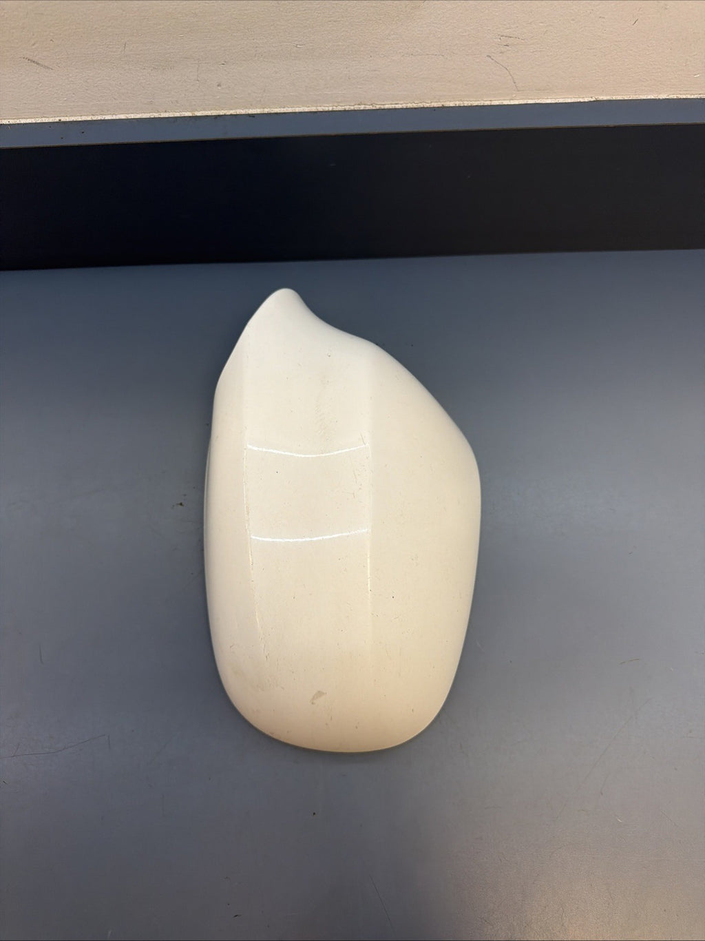 BMW E90 3 Series Left‑hand Door Mirror Cover/Trim Cap white LCI  A3335435